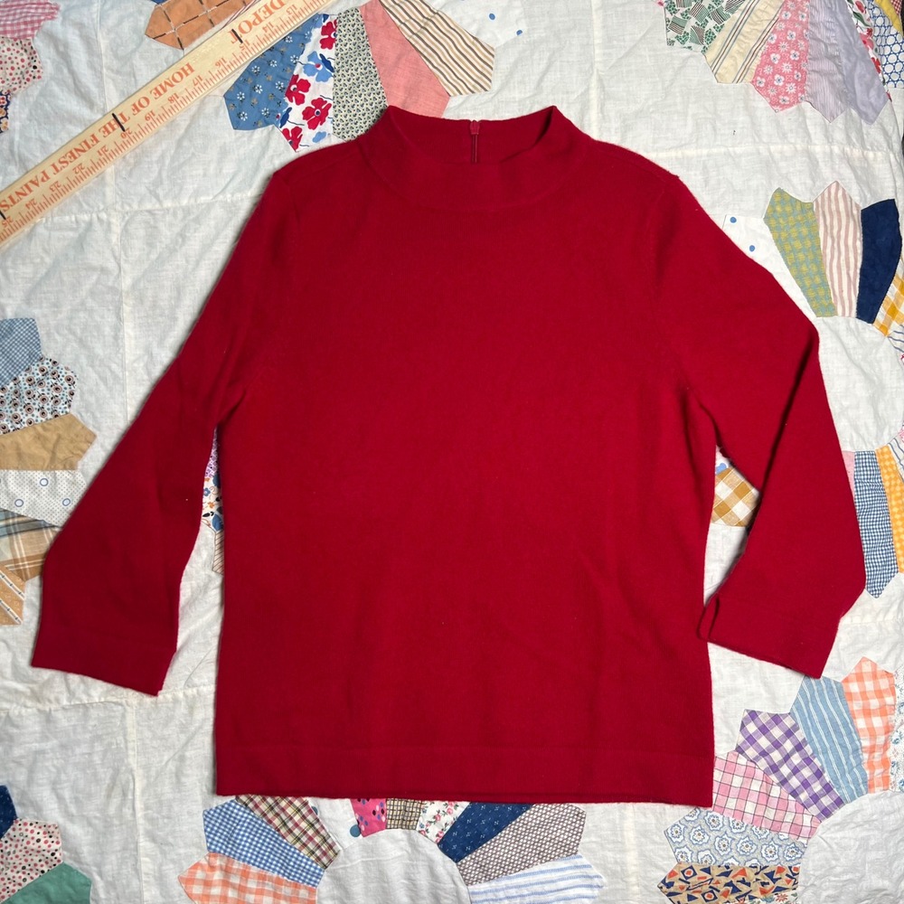 Neiman Marcus Cashmere Sweater Womens‎ Medium Red Mock Neck 3/4 Sleeve Zip Back